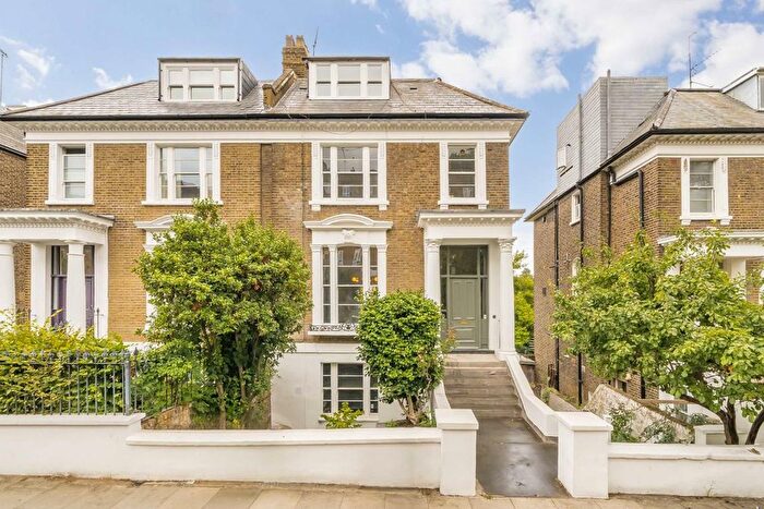 4 Bedroom Maisonette To Rent In King Henrys Road, St. John's Wood, NW3