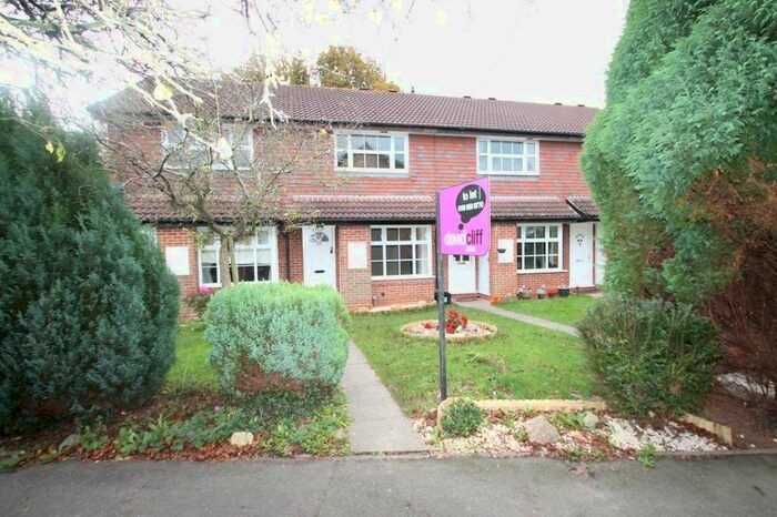2 Bedroom Terraced House To Rent In Kesteven Way, Wokingham, Berkshire, RG41