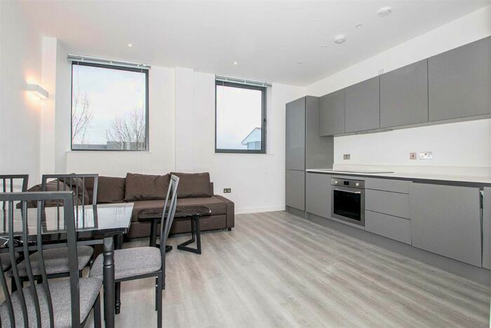 1 Bedroom Flat To Rent In Foxhunter Drive, Linford Wood, MK14