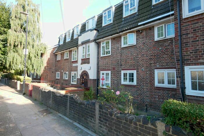 2 Bedroom Property To Rent In Holborn Road, London, E13