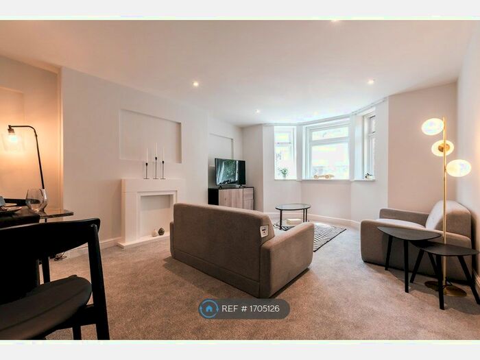 1 Bedroom Flat To Rent In Southsea, Southsea, PO5