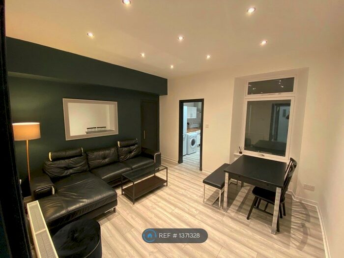 2 Bedroom Flat To Rent In Urquhart Street, Aberdeen, AB24