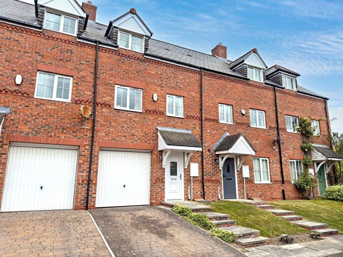 3 Bedroom Town House For Sale In Burdon Walk, Castle Eden, Hartlepool, TS27
