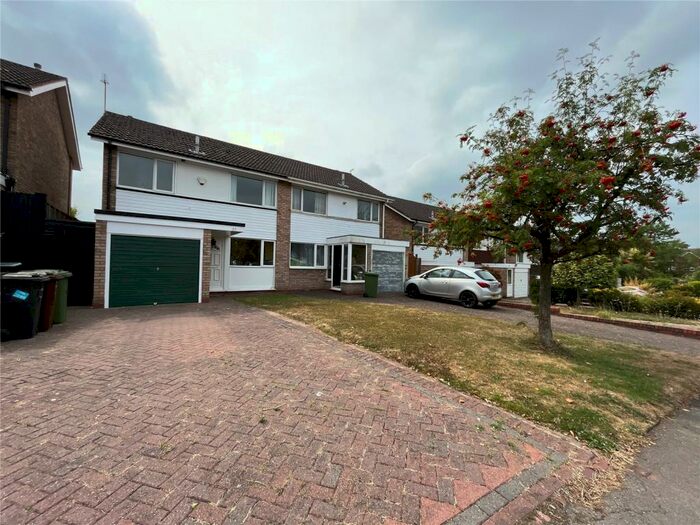 3 Bedroom Semi-Detached House To Rent In Green Lane, Shirley, Solihull, West Midlands, B90