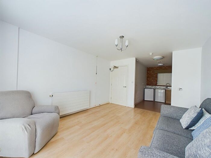 1 Bedroom Flat For Sale In Heyeswood, Haydock, Haydock, WA11