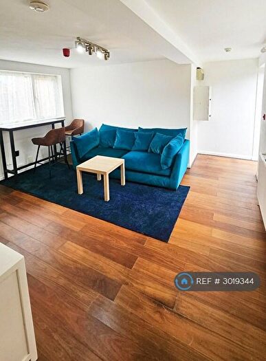 1 Bedroom Flat To Rent In Oxford Road, Reading, RG30
