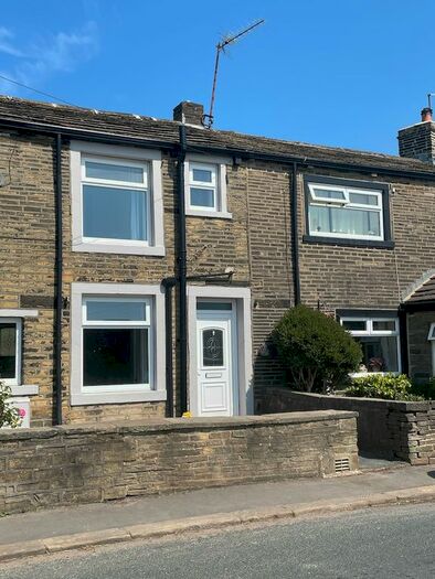 2 Bedroom Cottage To Rent In Bradshaw Lane, Halifax, HX2
