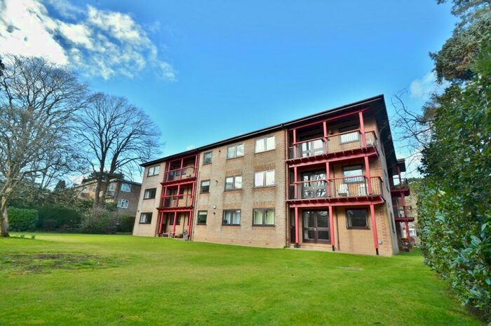 2 Bedroom Flat To Rent In Westbourne, BH4