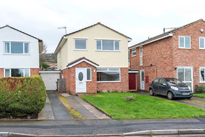 5 Bedroom Link Detached House For Sale In Moorcroft Road, Hutton, Weston-Super-Mare, Somerset, BS24