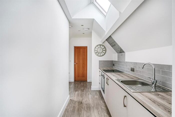 1 Bedroom Apartment To Rent In Manor Road, Littleover, Derby, DE23