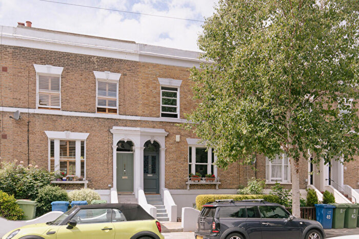 4 Bedroom Terraced House For Sale In Kings Grove, Peckham, SE15