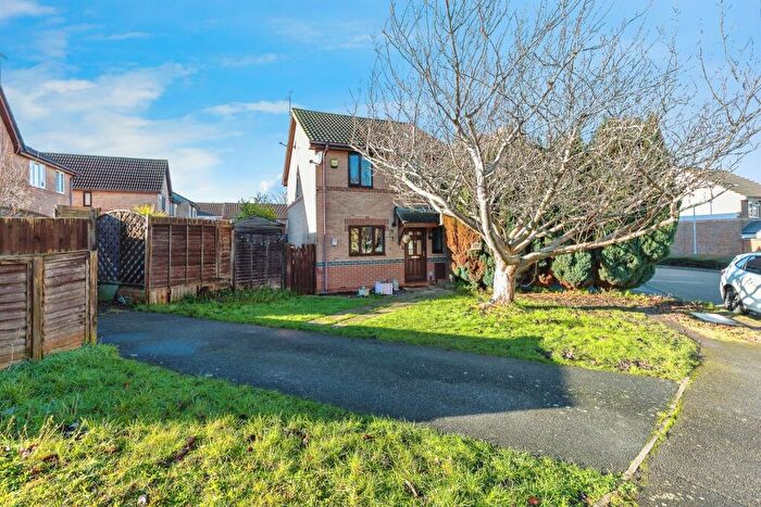 3 Bedroom End Of Terrace House For Sale In Burrstock Way, Rainham, Gillingham, ME8