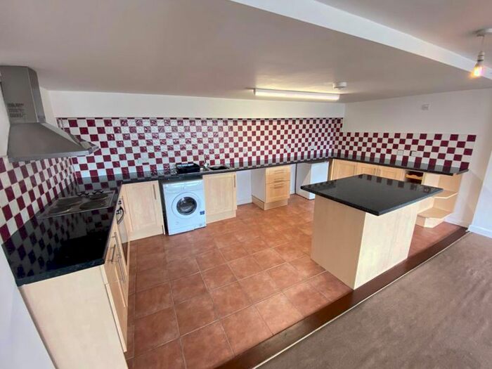 1 Bedroom Flat To Rent In Dudley Street, Sedgley, Dudley DY3