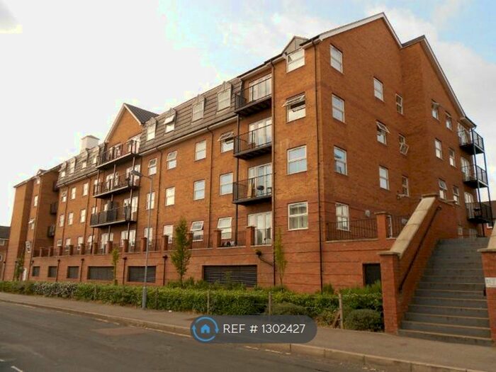 2 Bedroom Flat To Rent In Holly Street, Luton LU1