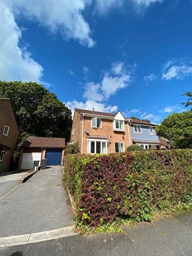 4 Bedroom Semi-Detached House To Rent In Slipperstone Drive, Ivybridge, PL21
