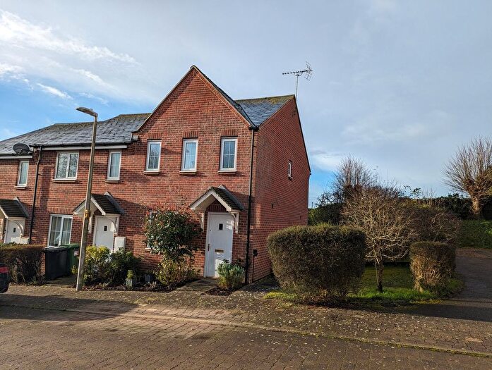 3 Bedroom Terraced House For Sale In Stork House Drive, Lambourn, Hungerford, RG17