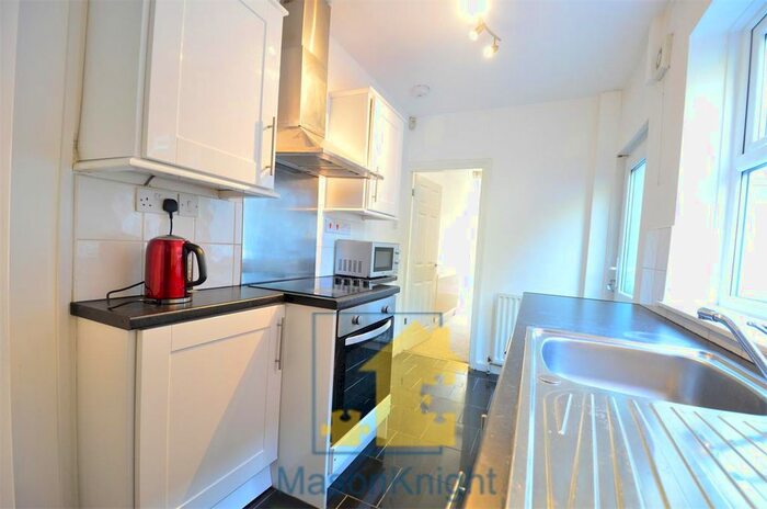 3 Bedroom Terraced House To Rent In Flexible Start Date Westminster Road, Student Property - Selly Oak, Birmingham, B29