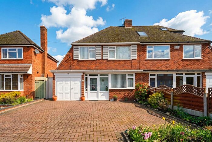 3 Bedroom Semi Detached House For Sale In Willow Road, Solihull, B91