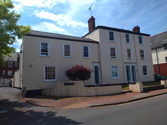1 Bedroom Flat To Rent In Shirehampton House, - St Davids Hill, EX4