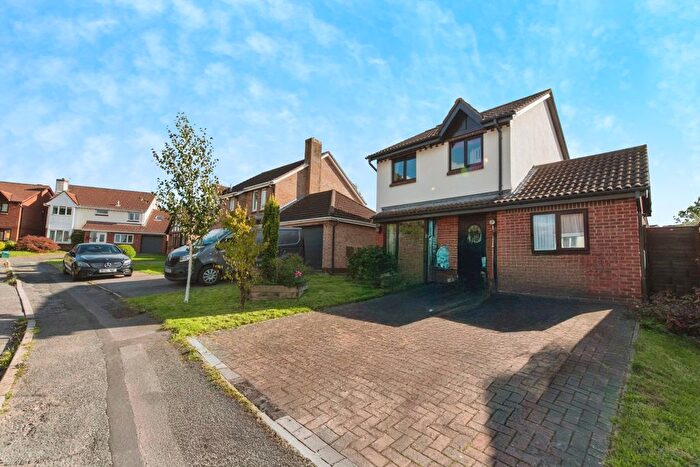 3 Bedroom Detached House For Sale In Ferndale Close, Honiton, Devon, EX14