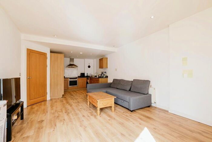 1 Bedroom Flat For Sale In Bedford Street, Exeter, Devon, EX1