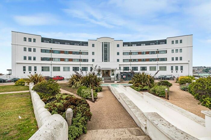 2 Bedroom Apartment For Sale In Grand Ocean, Longridge Avenue, Saltdean, BN2