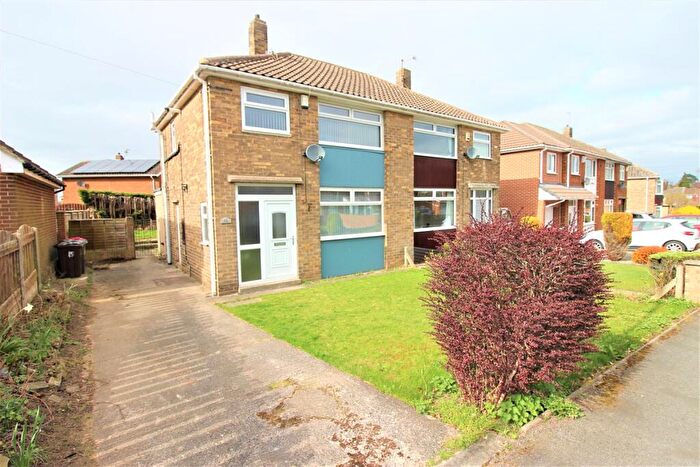 3 Bedroom Semi-Detached House To Rent In Warren Road, Wickersley, Rotherham, S66