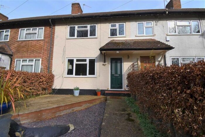 3 Bedroom Terraced House For Sale In Dellside, Harefield, Uxbridge, UB9