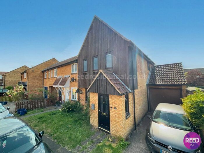 3 Bedroom Semi-Detached House To Rent In Woodcote, Shoeburyness, SS3