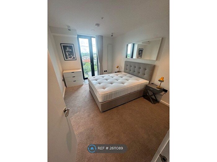 1 Bedroom Flat To Rent In Manchester, Manchester, M3