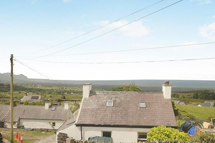 2 Bedroom Terraced House For Sale In Rhosgadfan, Caernarfon, Gwynedd, LL54