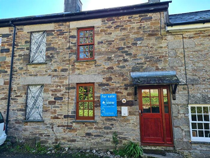 2 Bedroom Cottage For Sale In North Hill, Launceston, PL15