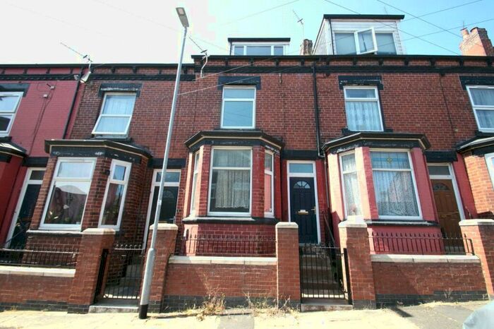 1 Bedroom Terraced House To Rent In Cross Green Crescent, Leeds, West Yorkshire, LS9