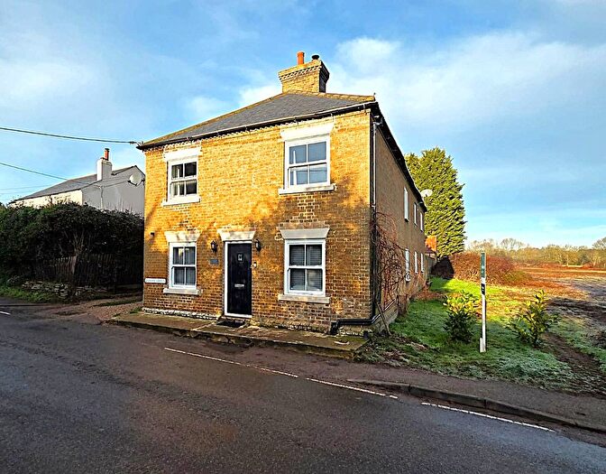 2 Bedroom End Of Terrace House For Sale In Dennis Green, Gamlingay, SG19