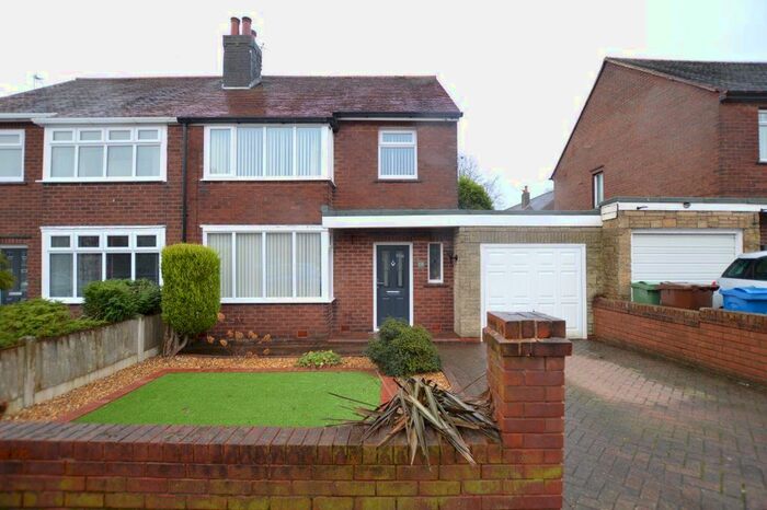 3 Bedroom Semi-Detached House To Rent In Vicarage Road, Orrell, Wigan, WN5