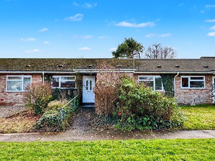 2 Bedroom Terraced Bungalow For Sale In St. Thomas Close, Hinton Waldrist, SN7