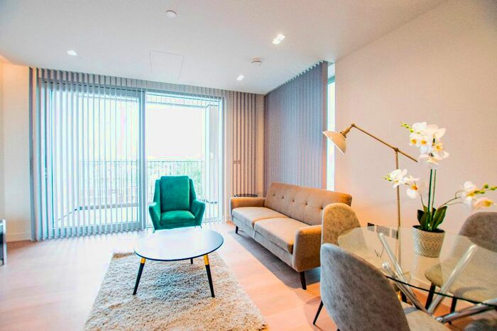 2 Bedroom Flat To Rent In Edgware Road, London, W2