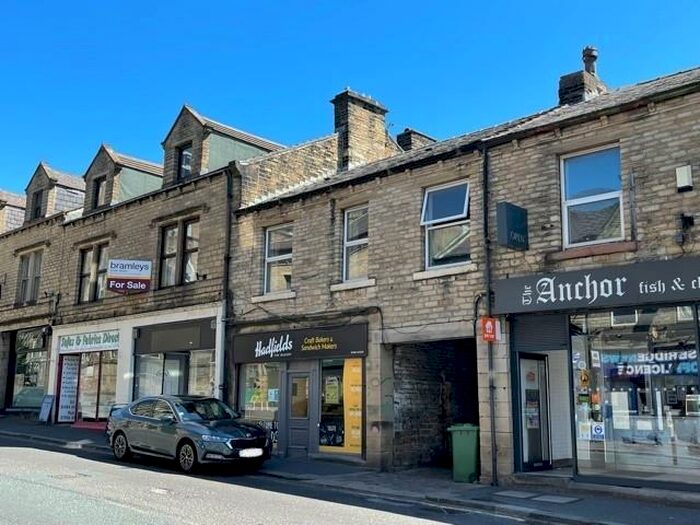 1 Bedroom Flat To Rent In Milnsbridge, HD3