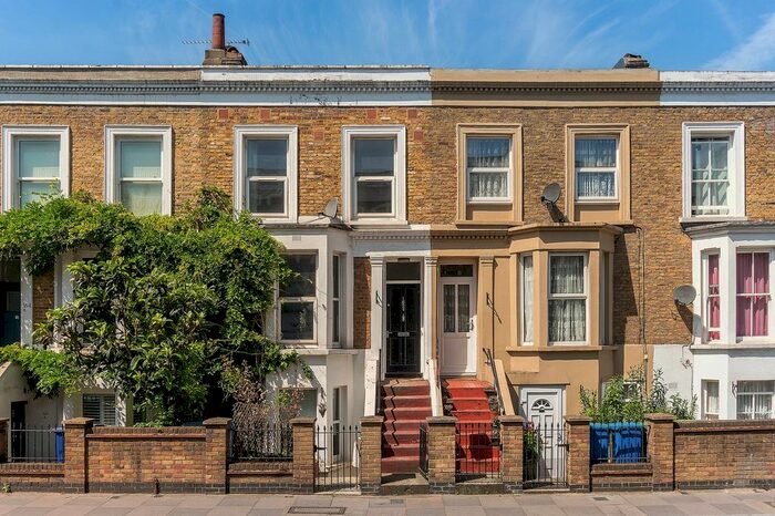 2 Bedroom Maisonette To Rent In Bellenden Road, London, SE15
