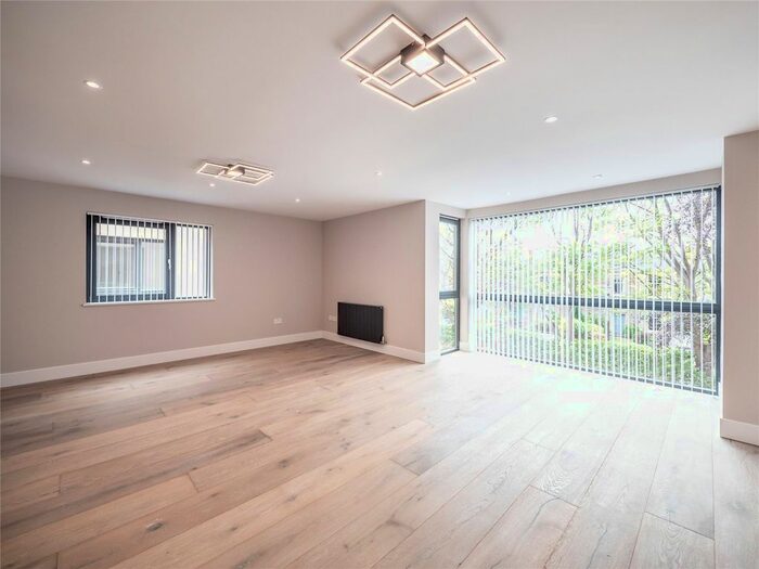4 Bedroom Detached House To Rent In Belgrave Road, Edinburgh, EH12