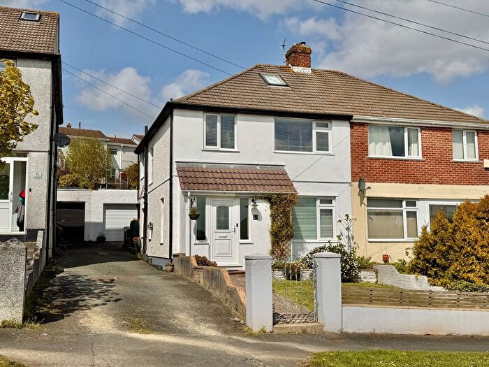 3 Bedroom Semi Detached House For Sale In Crossway, Plympton, Plymouth, PL7