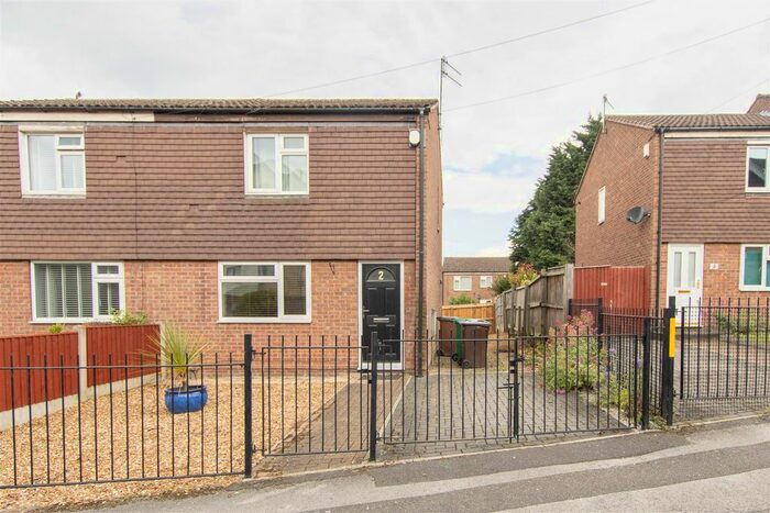 2 Bedroom Semi-Detached House To Rent In Magson Close, Stonebridge Park, Nottingham, NG3
