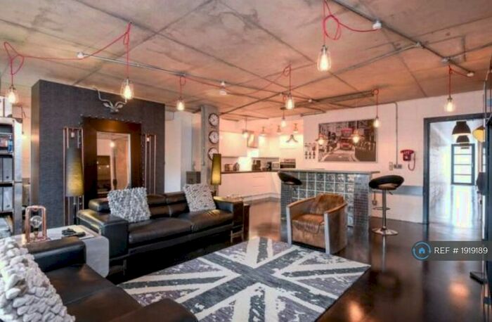 1 Bedroom Flat To Rent In Southsea Road, Kingston Upon Thames, KT1