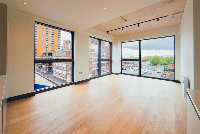 2 Bedroom Flat To Rent In Bendix Street, Manchester, M4