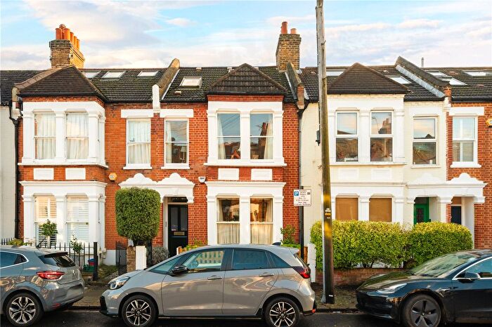 3 Bedroom Terraced House For Sale In Cornwall Grove, London, W4