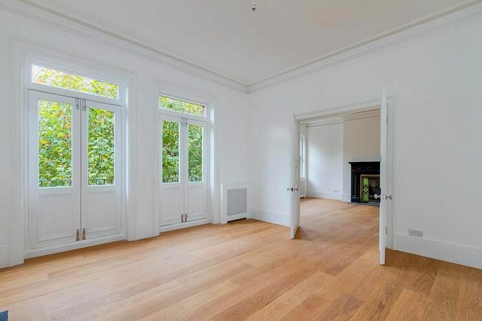 5 Bedroom Flat To Rent In Fitzgeorge Avenue, London, W14