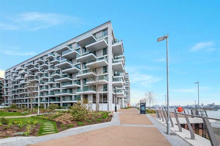 2 Bedroom Apartment To Rent In Bonnet Street, London, E16