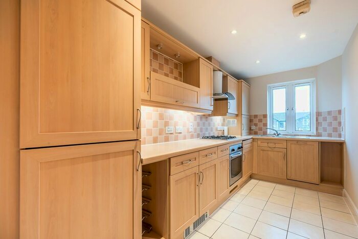 1 Bedroom Flat To Rent In Rubens Place, London, SW4
