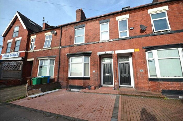 6 Bedroom Terraced House To Rent In Denmark Road, Rusholme, Manchester, M15