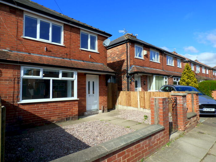 3 Bedroom House To Rent In Coniston Drive, Redvales, Bury, BL9